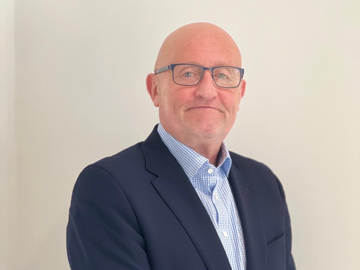 Headshot of Kenneth R. Dougall